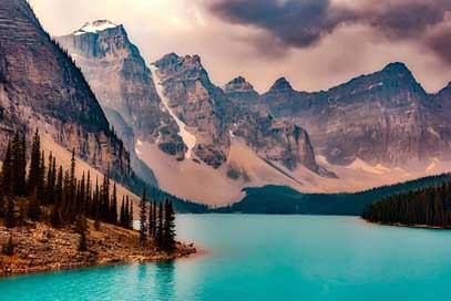 Lake-Moraine Tourism Mountains Canada Picture