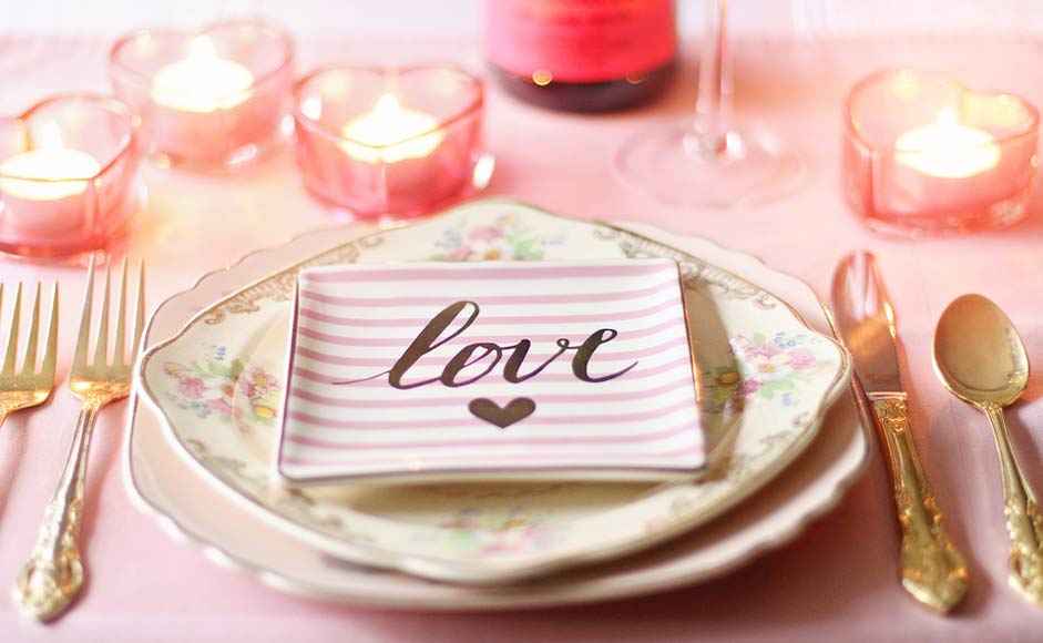 Valentines-Day-Table Valentines-Day Valentine Love
