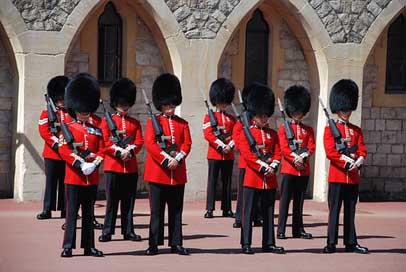 Changing-Of-The-Guards  Windsor-Castle Great-Britain Picture