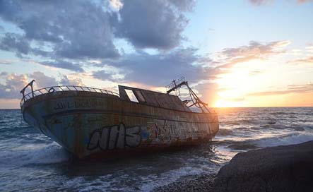 Wreck Greece Sunken Ship Picture