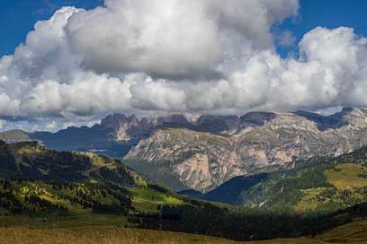 Clouds Mountain-Landscape Dolomites Mountains Picture
