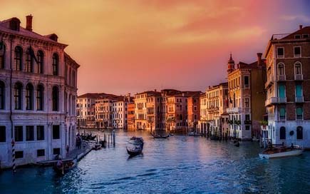 Venice City Boats Italy Picture