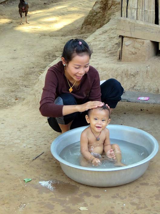 Baby-Bath Ethnic-Lao Village Laos