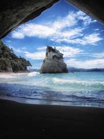 Cathedral-Cove Ocean Sea New-Zealand Picture