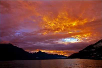 New-Zealand Sunset Lake Queenstown Picture