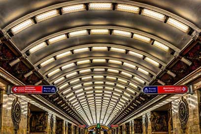 Metro Underground Station Railway-Station Picture