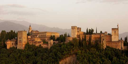 Alhambra Granada Building Castle Picture