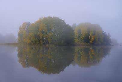 Long-Isthmus Autumn Water Reserve Picture