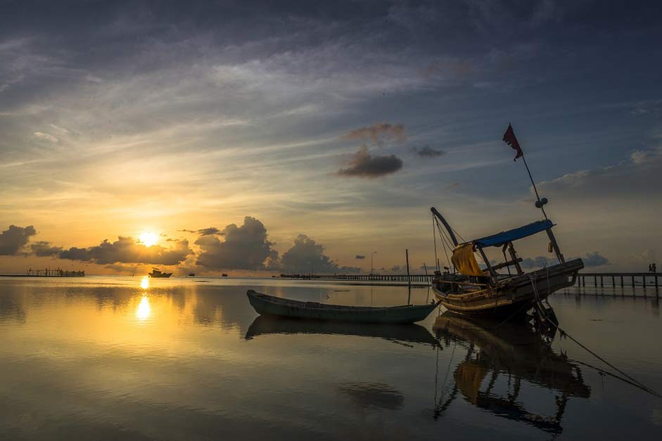 Island Phu-Quoc Ham-Ninh Sunrise