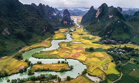 Scenery  Cao-Bang-Vietnam Style-Nam-A-Perspective Picture
