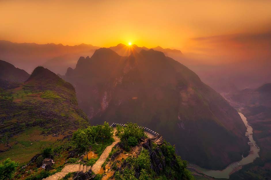 Landscape River Mountains Vietnam