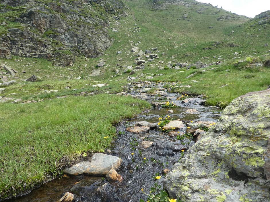  Andorra Mountain River