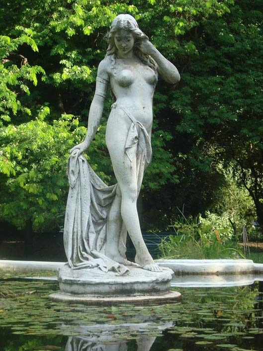 Sculpture Women Source Statue