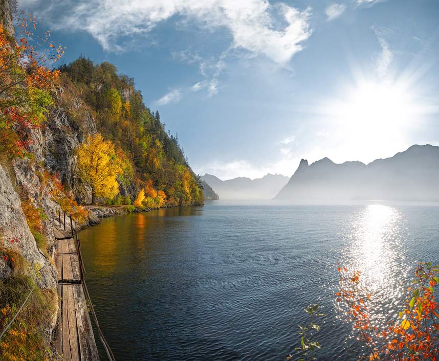 Autumn Austria Traunsee Lake