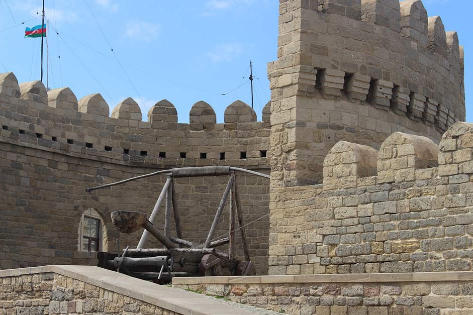 Sky Girl'S-Castle Azerbaijan Baku