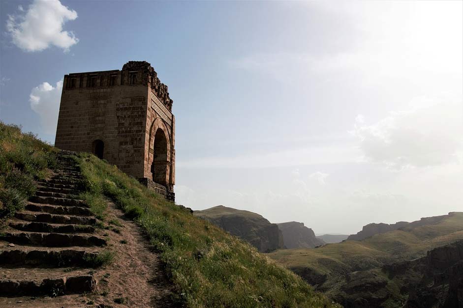 Iran Hashtrud Azerbaijan-Province Zahhak-Castle