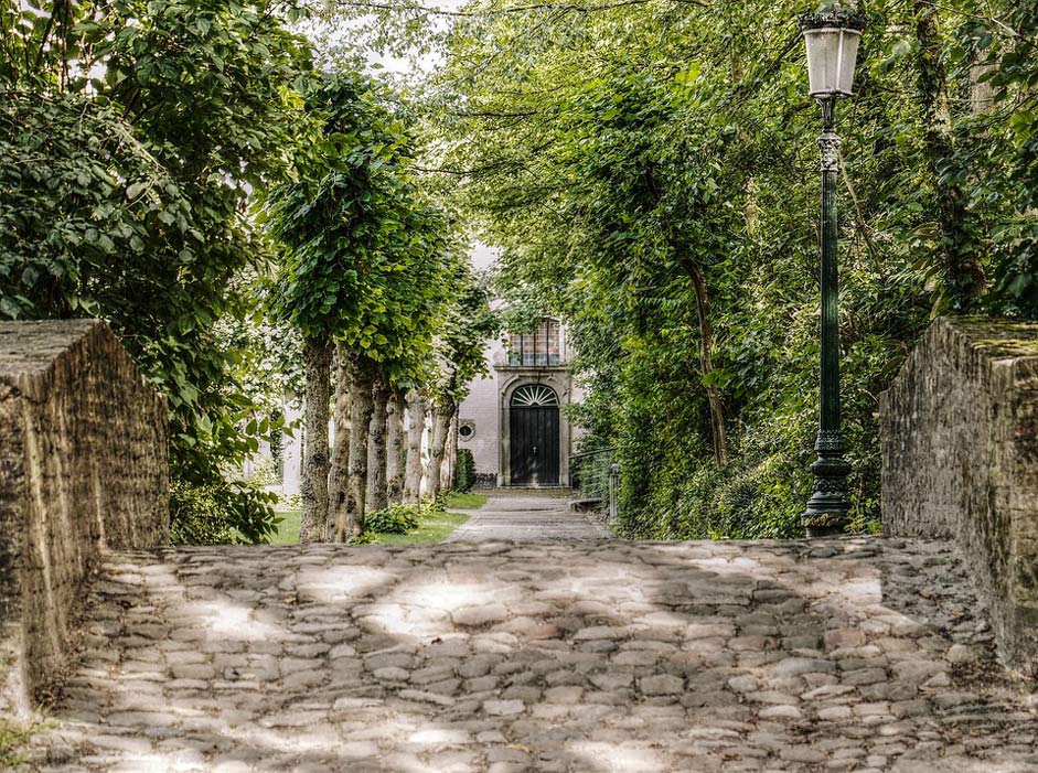 Stone-Bridge Avenue Park Bruges