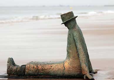 Belgium Beach Knokke Statue Picture