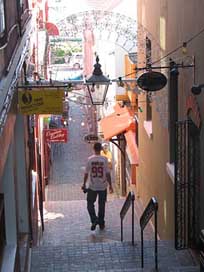 Chancery-Lane Shopping Alley Bermuda Picture