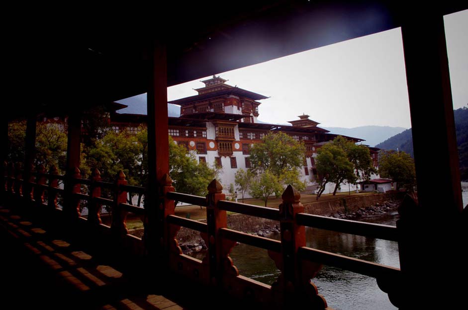 Travel Bhutan Dzong Punakha