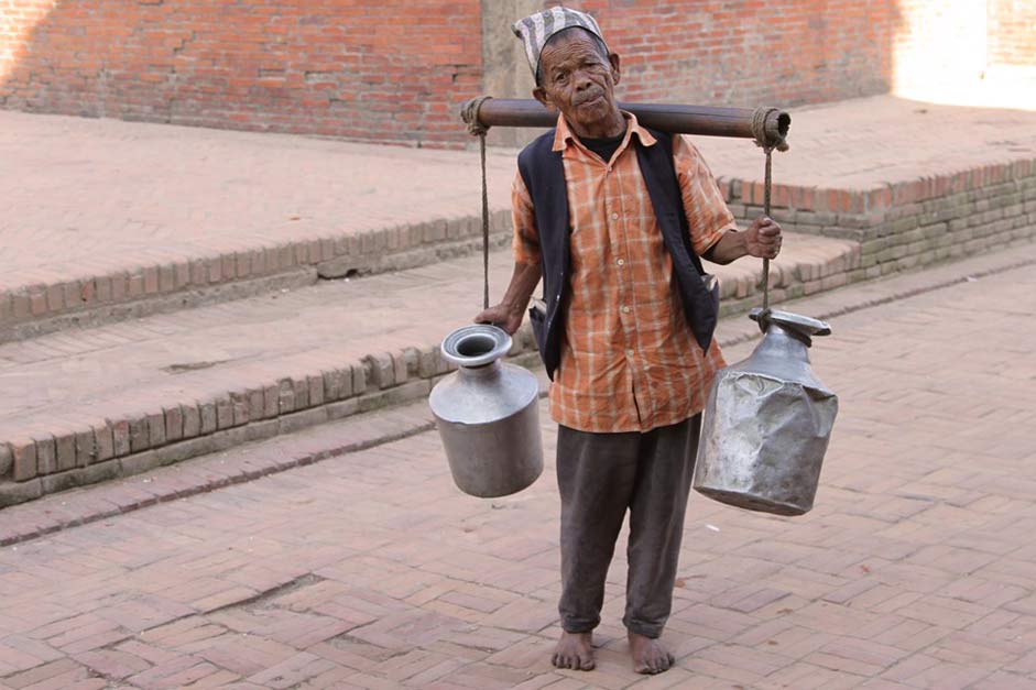 Workers Carrier Bhutan Sociable