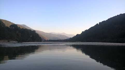 Bhutan Natural-Beauty Lake Nature Picture