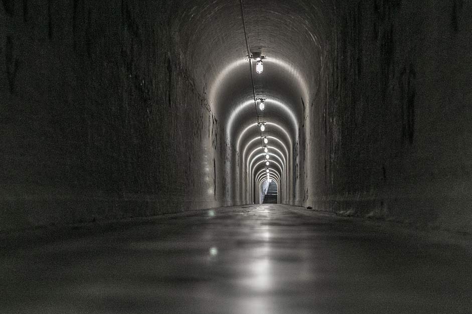 Lamp Dark Floor Tunnel