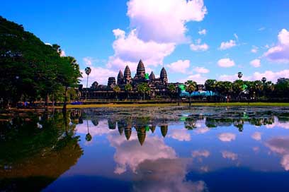 Ankor-Wat Lake Asia Cambodia Picture