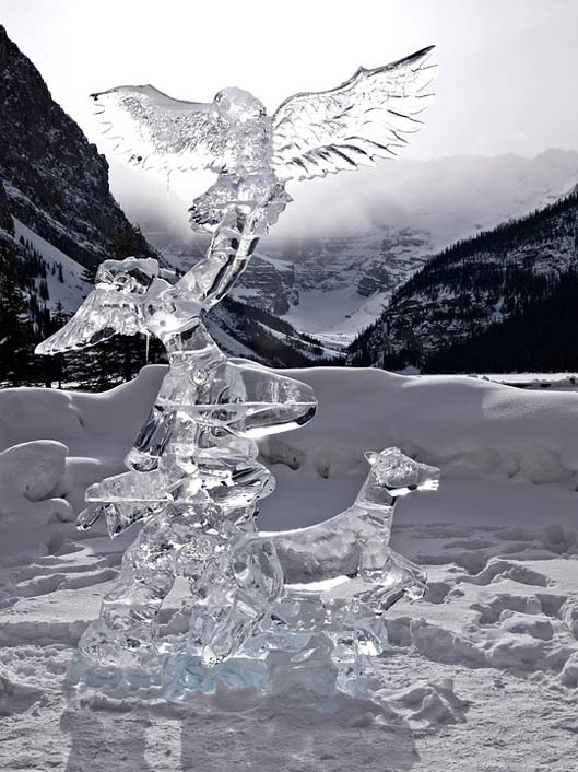 Ice-Carving Canada Alberta Lake-Louise