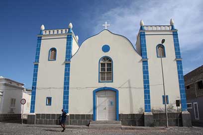 Cape-Verde Sal-Rei-Centre Church Boa-Vista Picture