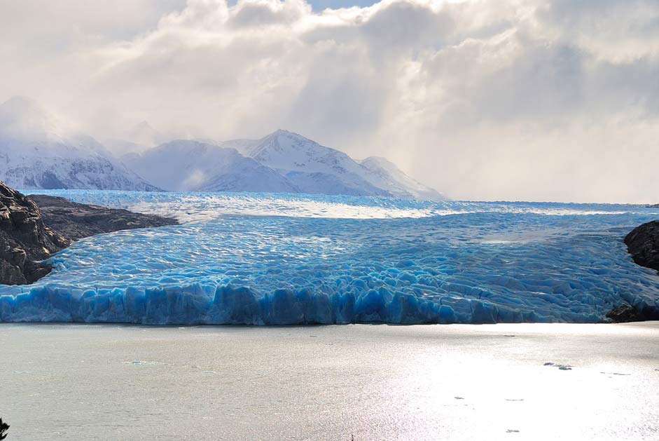 Trekking Travel Glacier-Gray Chile