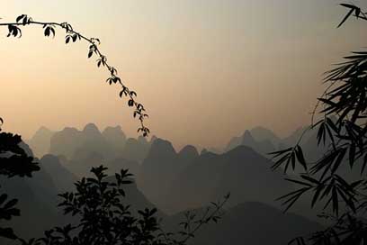 Guilin River Landscape Mountains Picture