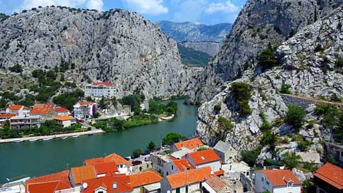 Mountains Houses Cetina-River River Picture