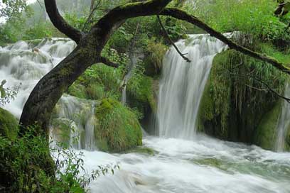 National-Park Croatia Plitvice-Lakes Waterfall Picture