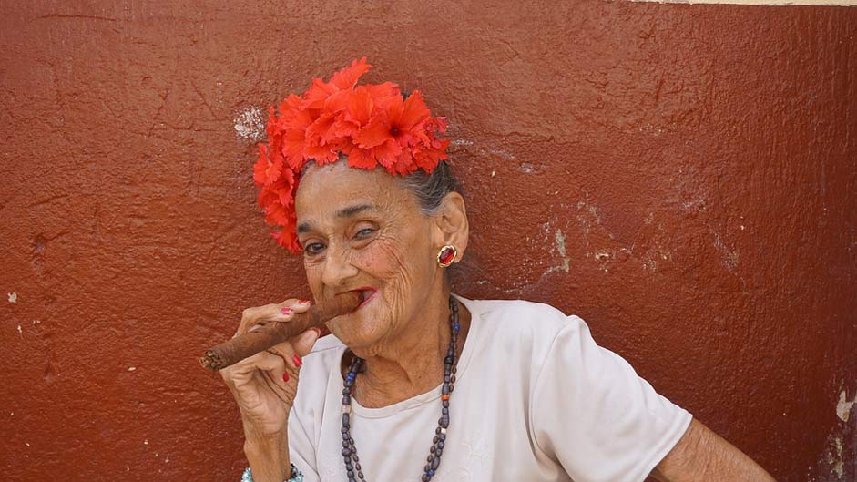 Cuba Old Woman Cigar