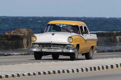 Cuba Car Malecn Habana Picture