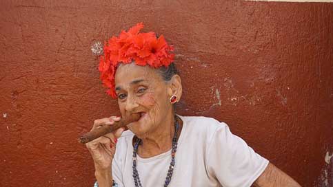 Cigar Cuba Old Woman Picture
