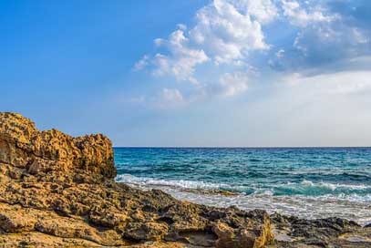 Rocky-Coast Nature Sea Waves Picture