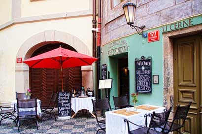 Restaurant Courtyard Prague Bistro Picture
