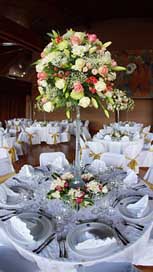 Ecuador Table Wedding Rose Picture