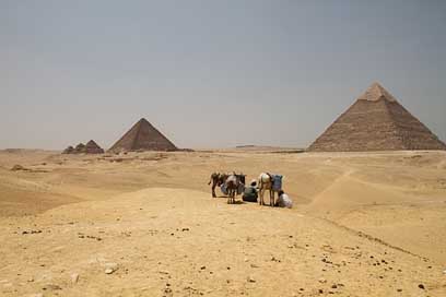 Cairo Desert-Pyramids Egyptian Egypt Picture