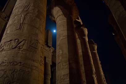 Columns Nighttime Karnak Egypt Picture