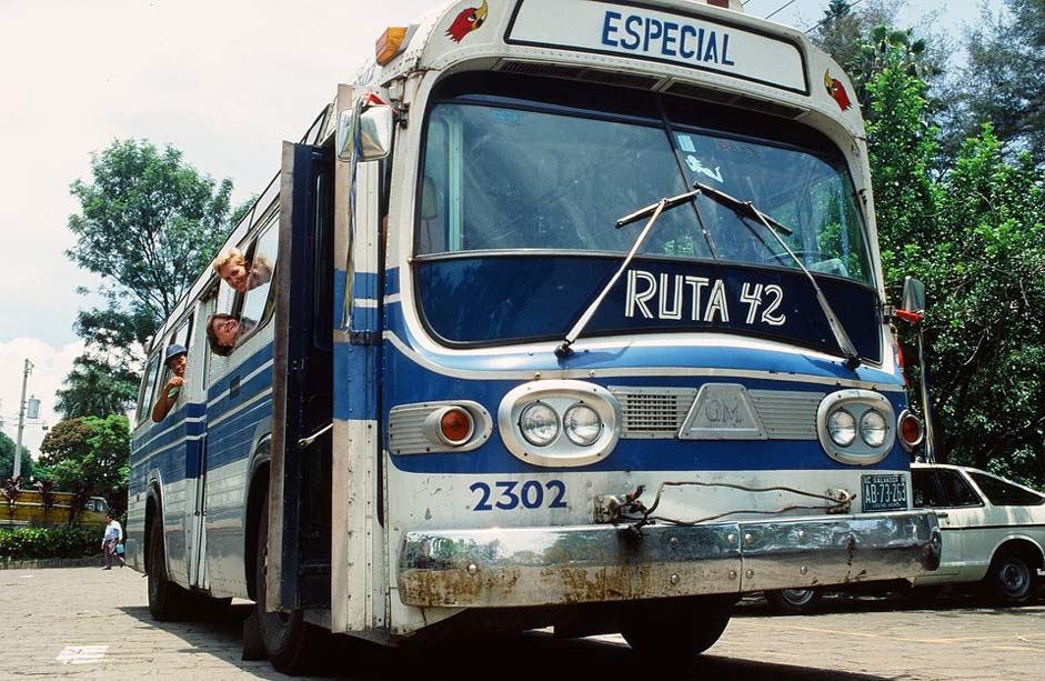  El-Salvador Summer Bus