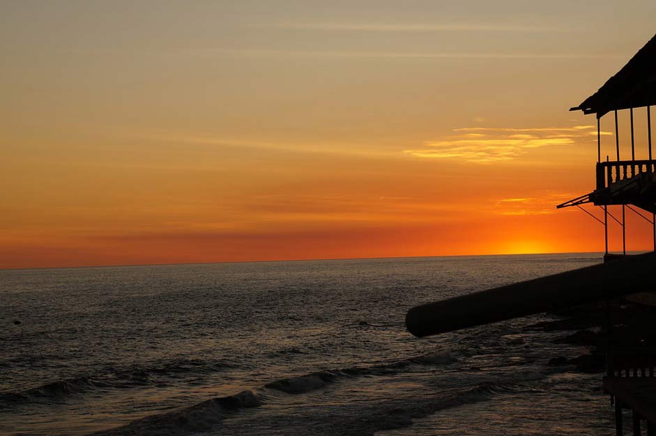  Sunset Liberty-Harbour El-Salvador