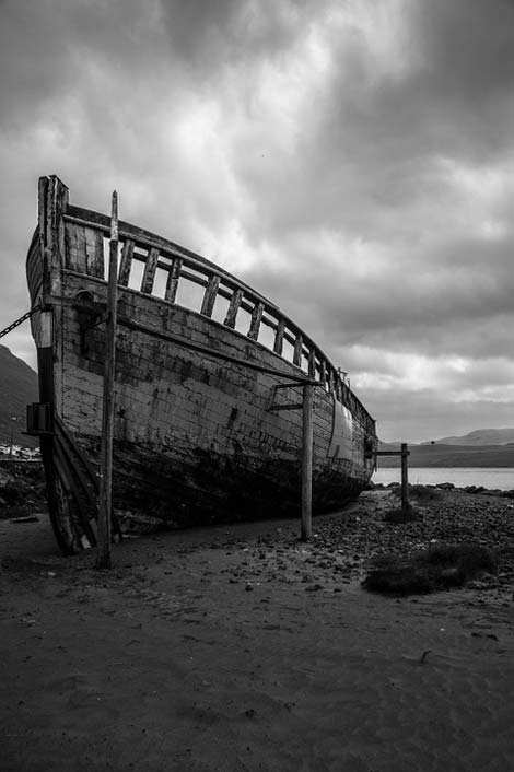 Sea Faroe-Islands Demise Boat