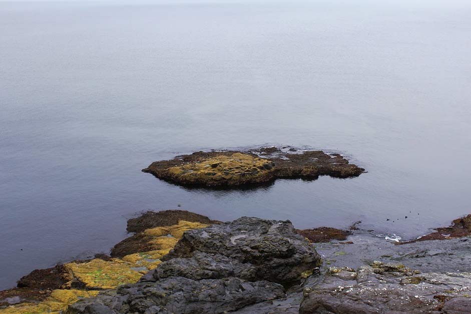 Faroe-Islands Vidoy Holm Calm-Seas