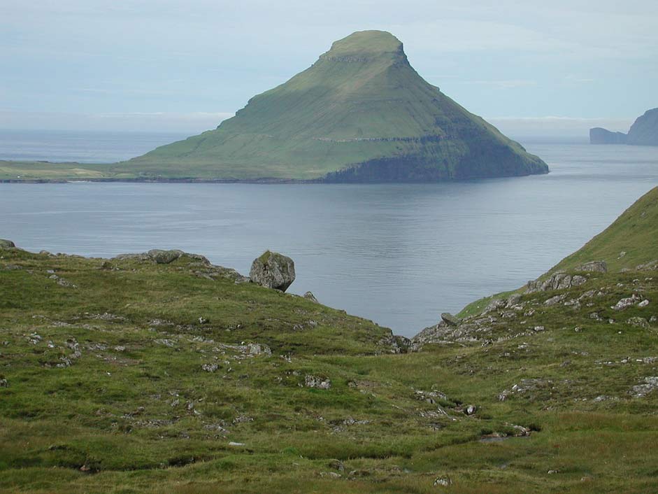  Summer Mountains Faroe-Islands