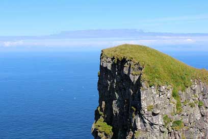 Eidiskollur Crag Faroe-Islands Eysturoy Picture