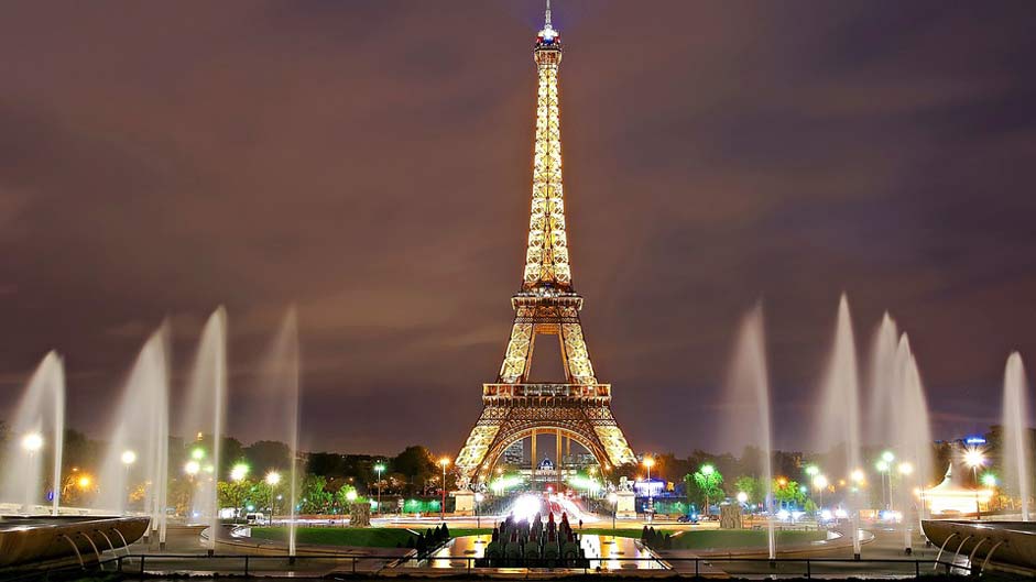 Twilight Fountains Lights Eiffel-Tower