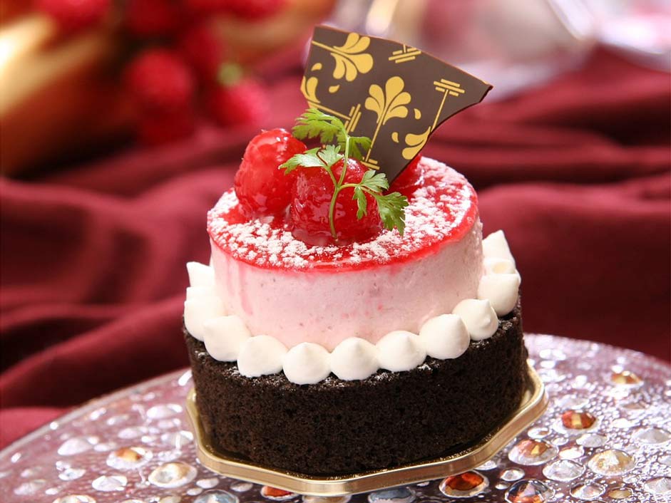 Fruit Cake Raspberry France-Confectionery